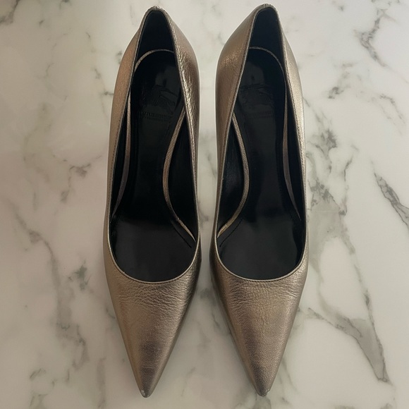 Burberry Metallic Gold/Pewter Point Toe Pumps - Picture 3 of 12